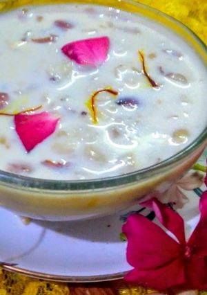 A picture of Dry fruits kheer.