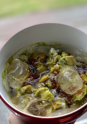 A picture of Mashed Avocado.