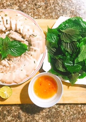 Hình của món Ba chỉ heo luộc :))).