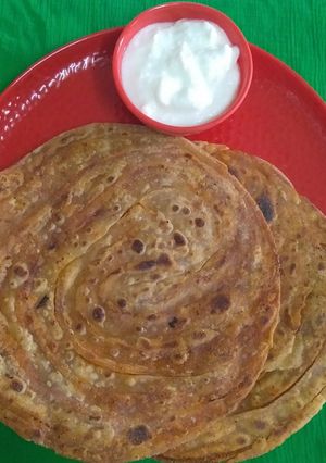 મસાલા લચ્છા પરોઠા (Masala Lachcha Paratha Recipe In Gujarati) રેસીપી મુખ્ય ફોટો