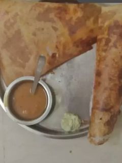 મૈસુર મસાલા ઢોસા (Mysore Masala Dosa Recipe In Gujarati) રેસીપી મુખ્ય ફોટો
