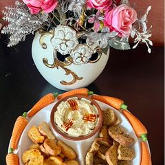 Hummus Beiruti (Lebanese Version Of Hummus) A picture of Hummus Beiruti (Lebanese Version Of Hummus).