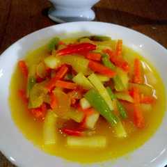 A picture of Acar Kuning.