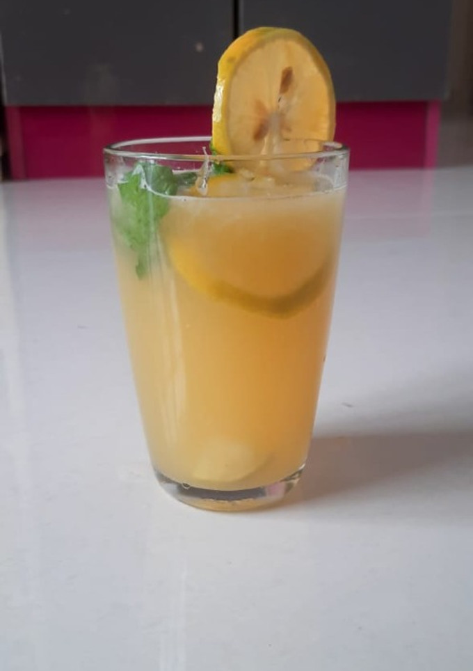 மொசாம்பி மாக்டெயில்(mosambi mocktail recipe in tamil) செய்முறை முக்கிய புகைப்படம்