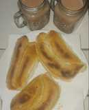 Chocolate con pan tostado