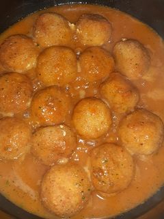 Una foto de 🐟Albóndigas de merluza y langostinos🦐