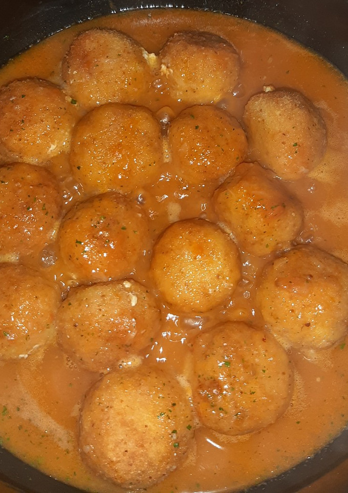 Una foto de 🐟Albóndigas de merluza y langostinos🦐