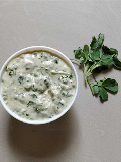 A picture of Methi malai matar.