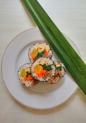 Foto resep Gimbap (seaweed rice roll)