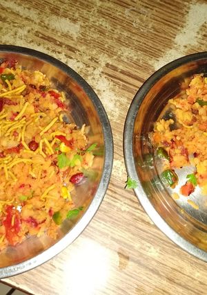 पोहा (poha ladoo recipe in Hindi) रेसिपी मुख्य फोटो