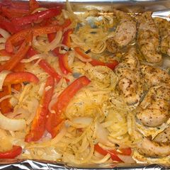 A picture of Chipotle ranch chicken fajitas.