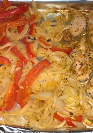 A picture of Chipotle ranch chicken fajitas.