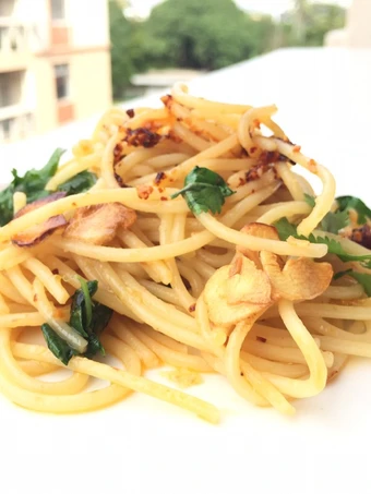 Easy Steps to Make Spaghetti Olio E Aglio Dengan Cabai Bawang Putih which So Delicious