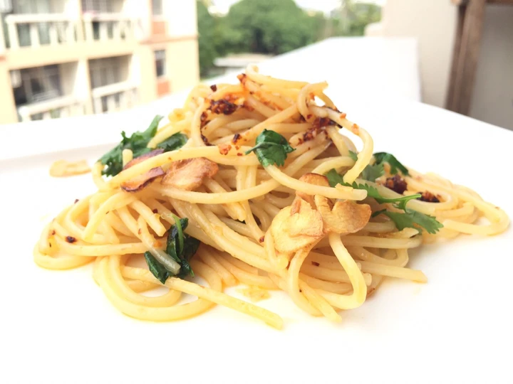 Easy Steps to Make Spaghetti Olio E Aglio Dengan Cabai Bawang Putih which So Delicious