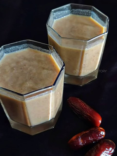 A picture of Dates Shake.