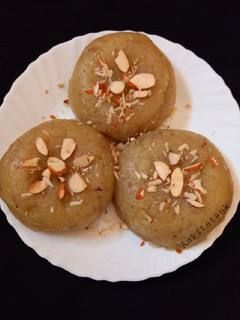 શક્કરિયા નો શીરો (Sweet Potato Sheera Recipe In Gujarati) રેસીપી મુખ્ય ફોટો