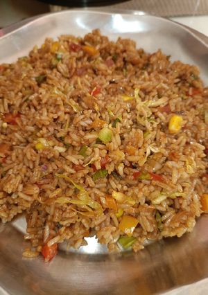 A picture of Chinese fried rice.