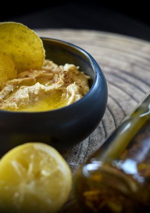 Une photo de Houmous au citron confit