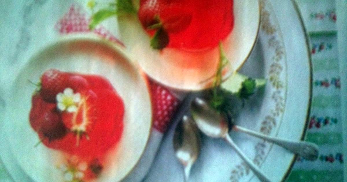 Strawberry and Rose Wine Jellies "Awen" Recipe by cerridwen Cookpad