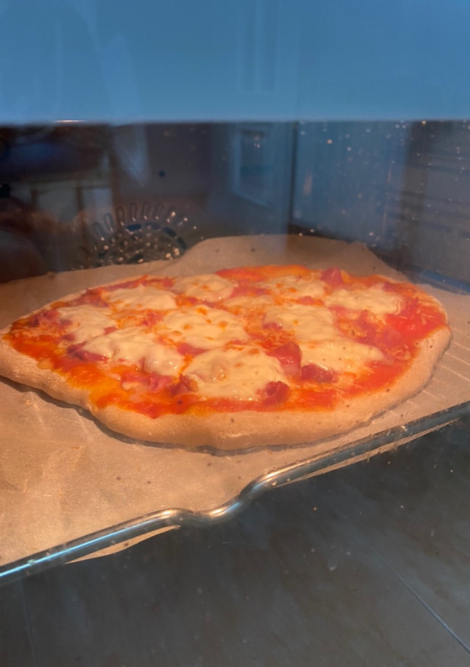 Una foto de Pizza 100% casera