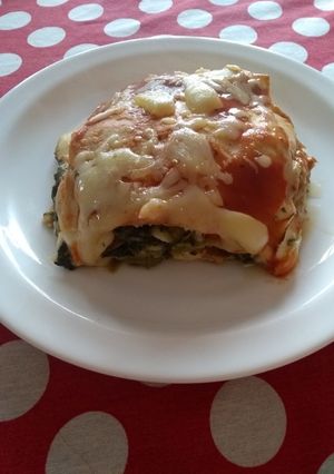 Una foto de Lasagna con panqueques de acelga y mozzarella