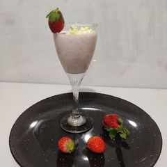 A picture of Strawberry Milkshake.
