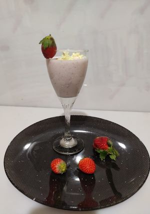 A picture of Strawberry Milkshake.