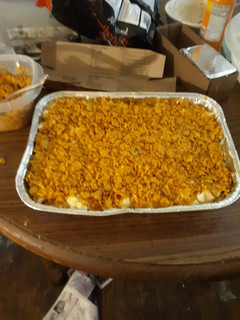 A picture of Cheesey potatoes.