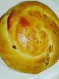 Cinammon and nut bun