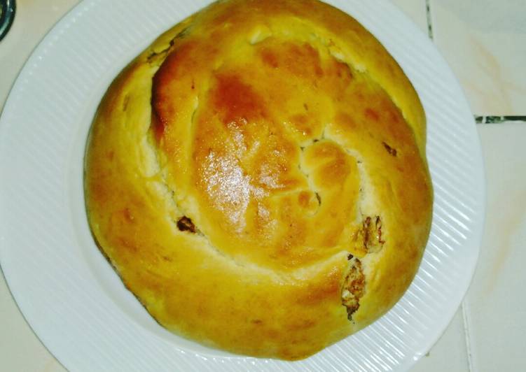Recipe of Speedy Cinammon and nut bun