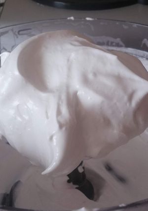 Une photo de Blancs en neige sans oeufs (vegan)
