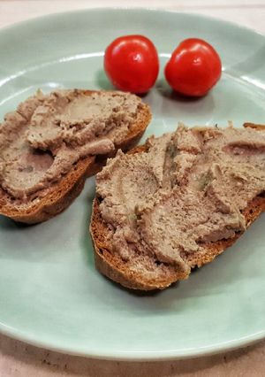 Házi csirkemájkrém recept fotója