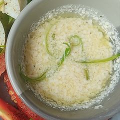 A picture of Sour Cream dip.