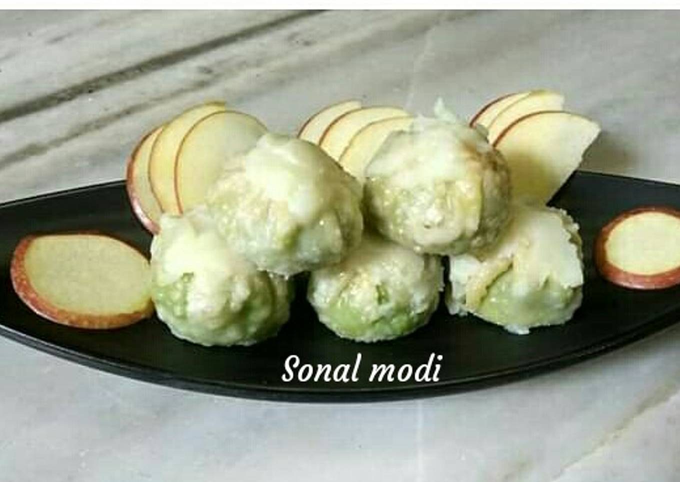 Apple Ghari