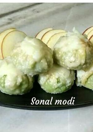 A picture of Apple Ghari.