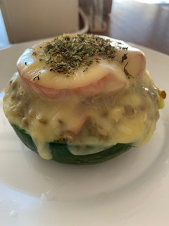 Una foto de Zapallito relleno veggie🌱💚