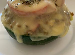 Una foto de Zapallito relleno veggie🌱💚