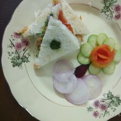 A picture of Vegetable Sandwich.