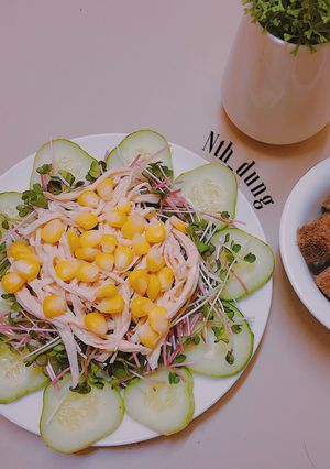 Hình của món Salad rau mầm.
