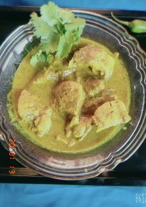 চিকেন ইন গ্রীন মশালা (chicken in green masala recipe in Bengali) রেসিপির প্রধান ছবি