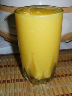 A picture of Mango shake.