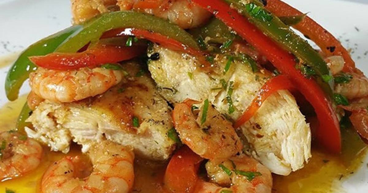 Róbalo en salsa ligera al ajillo de camarones! Receta de Richard- Cookpad