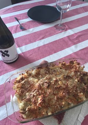 Foto principal de Coliflor gratinada estilo nora con atún y salsa de queso anchoa
