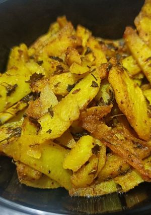 A picture of Jeera aloo fry.
