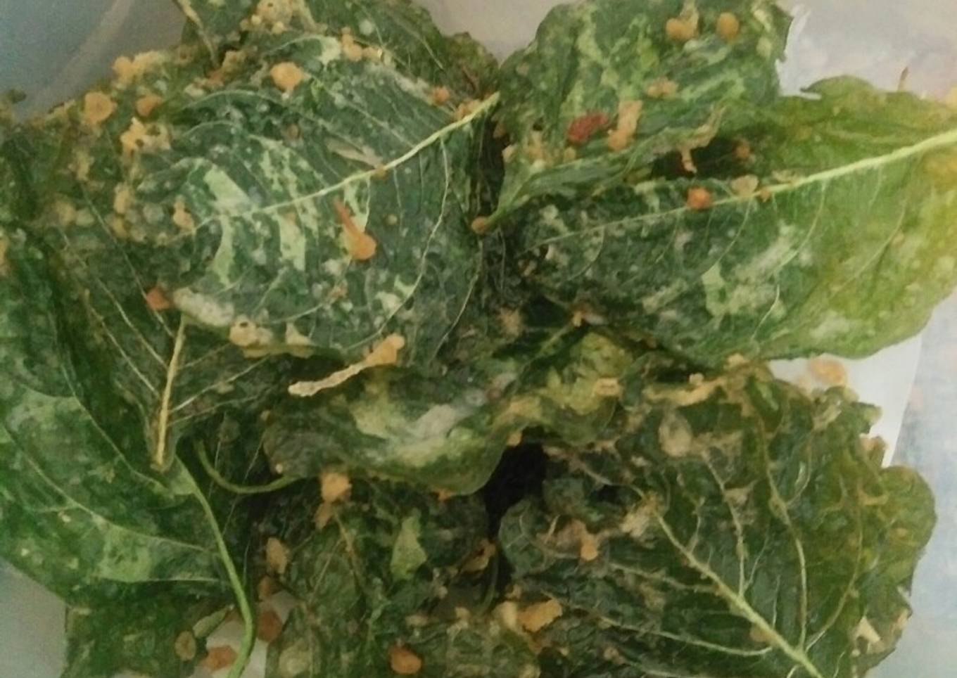 Keripik bayam, camilan lezat