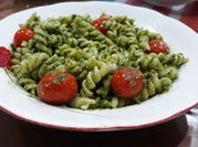 Gambar pesto tomat