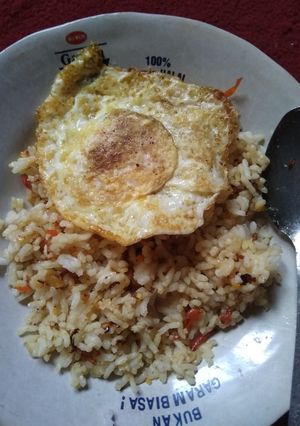 Foto resep Nasi goreng ala ala😂😂