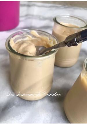 Une photo de Crème au café