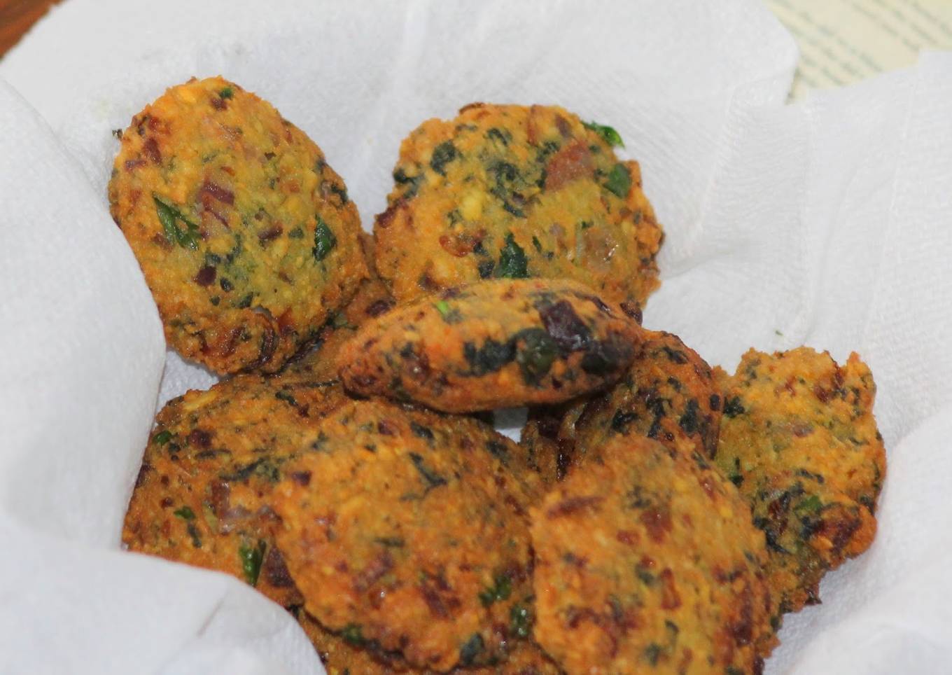 Lentil and Spinach Vada (Chana dal and palak vada)