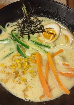 Une photo de Creamy Ramen aux légumes